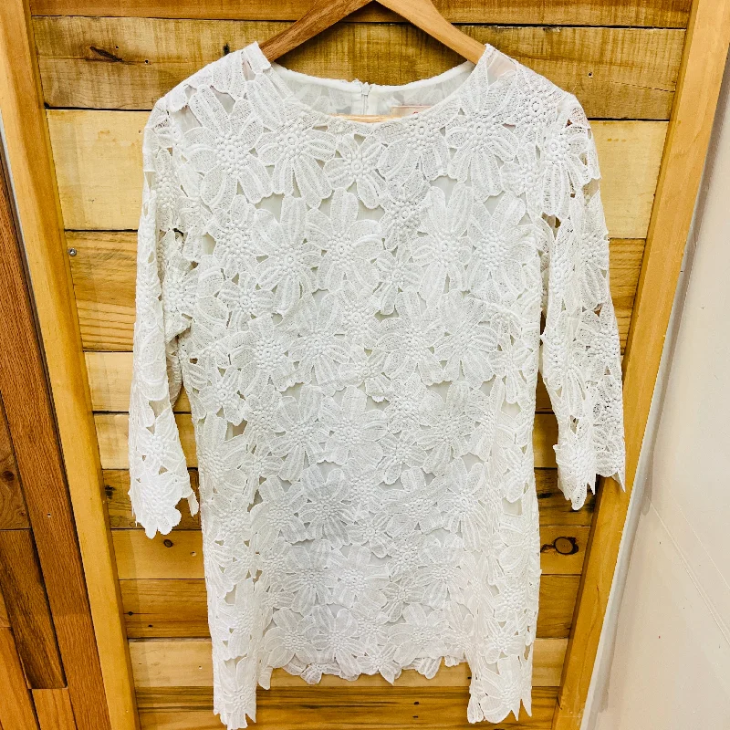 size L  Women's Dress