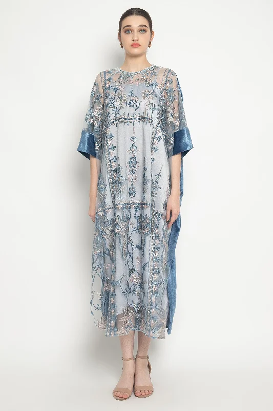 Alina Velvet Dress in Midnight Blue