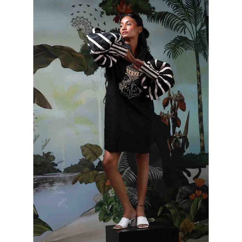 Ekastories Black Durian Hexad Dress