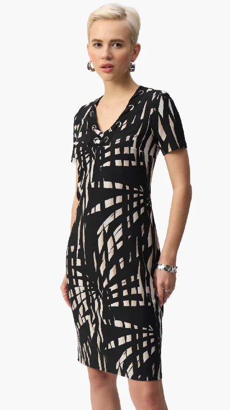 Silky Knit Tropical Print Shift Dress. Style JR251266