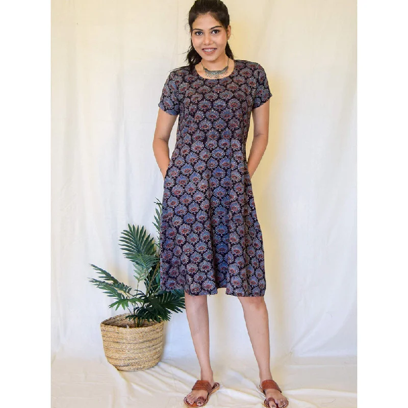 Hasttvam Black Cotton Dress