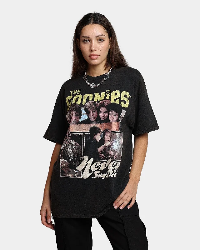 Goat Crew X The Goonies Goonies Vintage T-Shirt Washed Black Knit Fabric Woven Fabric Fleece Fabric Goat Crew X The Goonies Goonies Vintage T-Shirt Washed Black Knit Fabric Woven Fabric Fleece Fabric