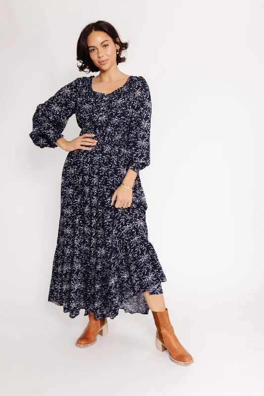 Sabel Dress in Midnight Tunics Stylish elegant