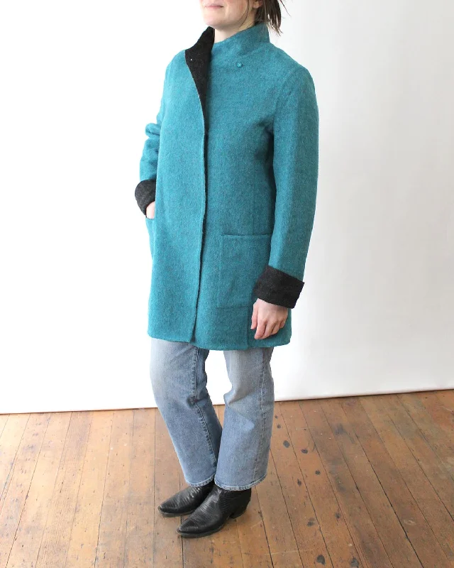 Beyond Threads IXT239 Rev Asymmetric Coat - CHARPEACOCK Embroidered Kimono Coat