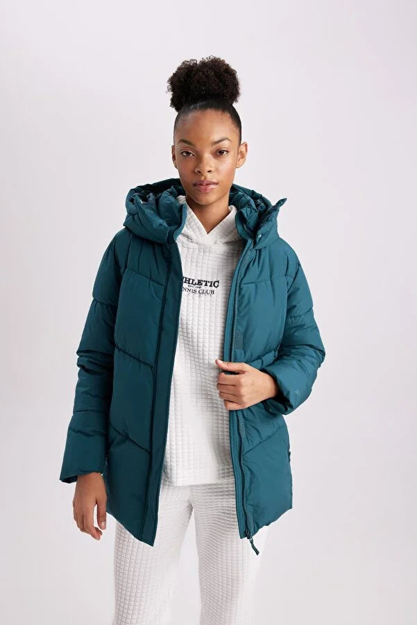 Defacto Women's Fit Regular Fit Hooded Fleece Lined Puffer Inflatable Waterproof Coats Buttoned Peplum Coat