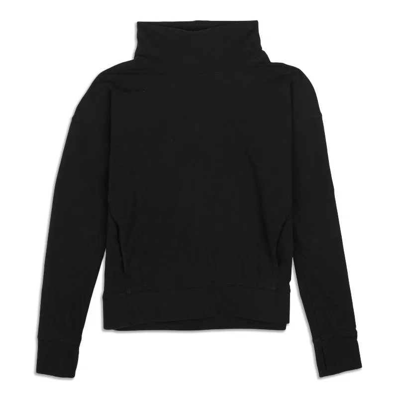 Go Forward Pullover Fleece - Resale Leg Sleeve Comfort