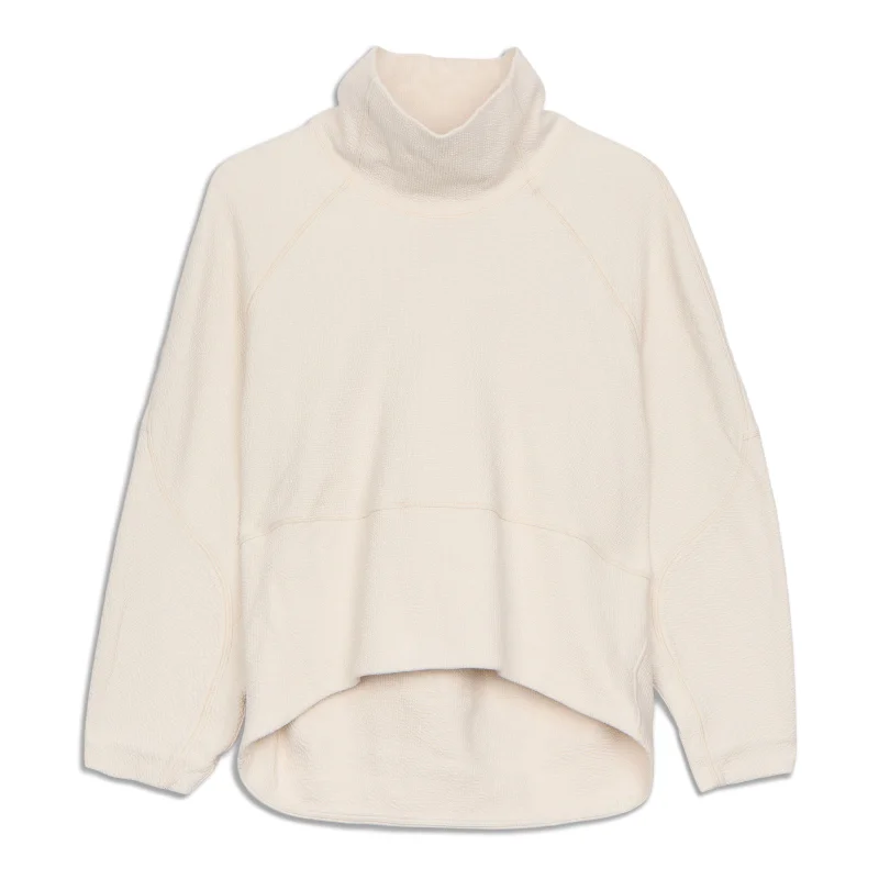 Textured Funnel-Neck Pullover Cable Knit Chunky
